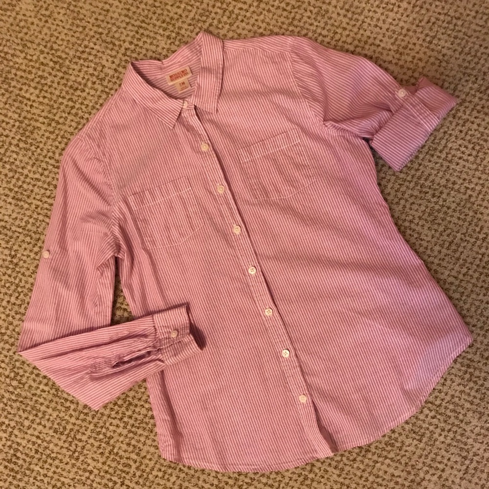 Womens Small Mossimo button down